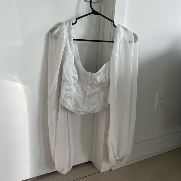 Long puff sleeve corset top - Picture 2 of 4